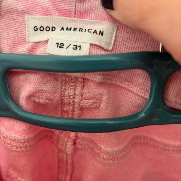 Good American ‘Good Classic High Rise Acid Wash’ Pink Slim Straight Leg Jeans - Picture 5 of 10